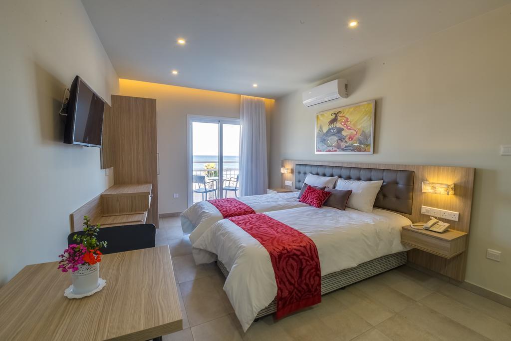 Zodiac Hotel Apartments ลาร์นาคา ภายนอก รูปภาพ